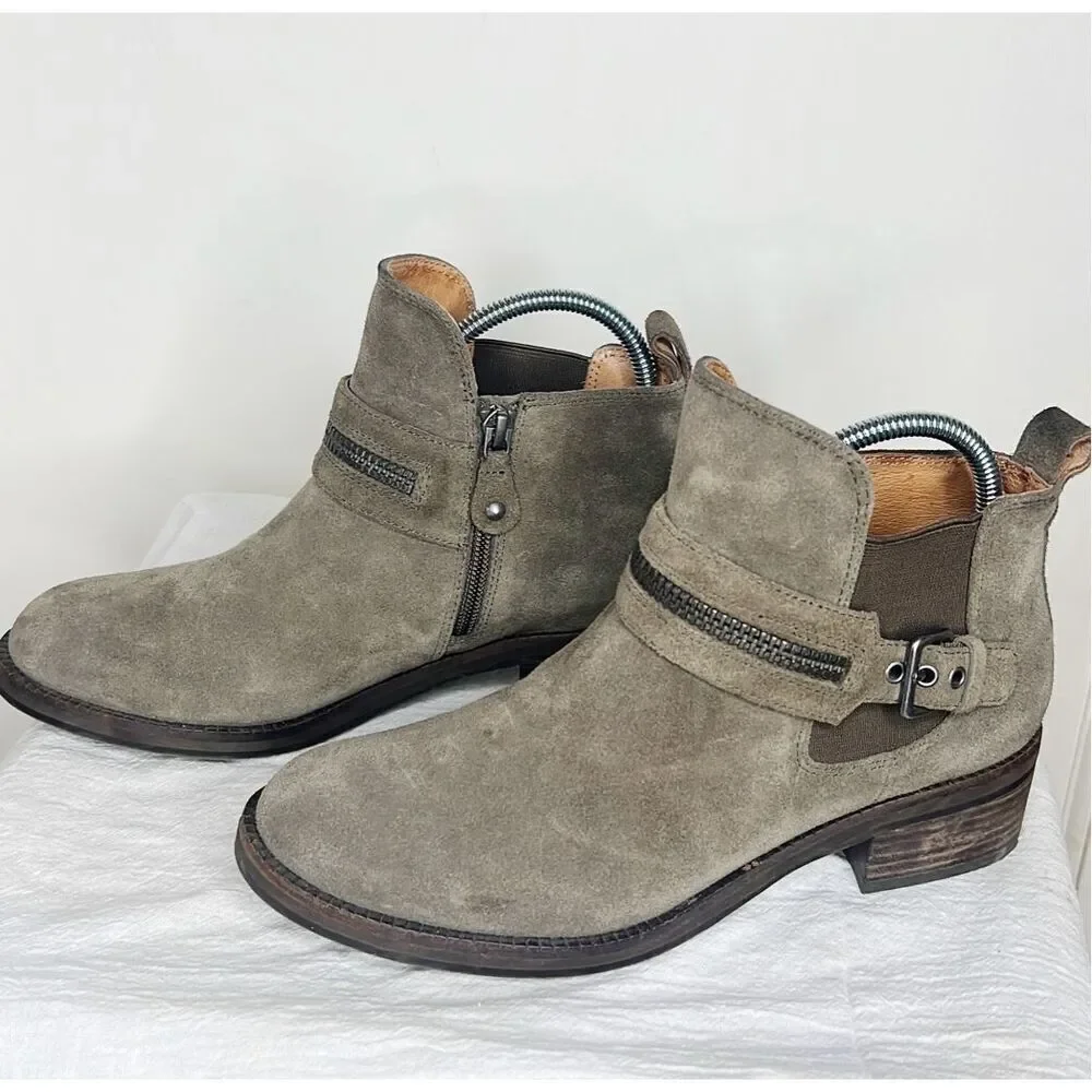 Gentle Souls Kenneth Cole Penny Suede Leather Ankle booties in Moss Green 6.5